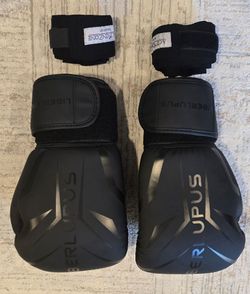 Freestanding Punching Bag + 14oz Boxing Gloves