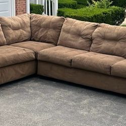 Beige/Brown Sectional Couch Set 