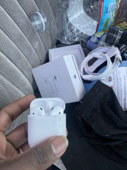 Apple AirPods Gen 2