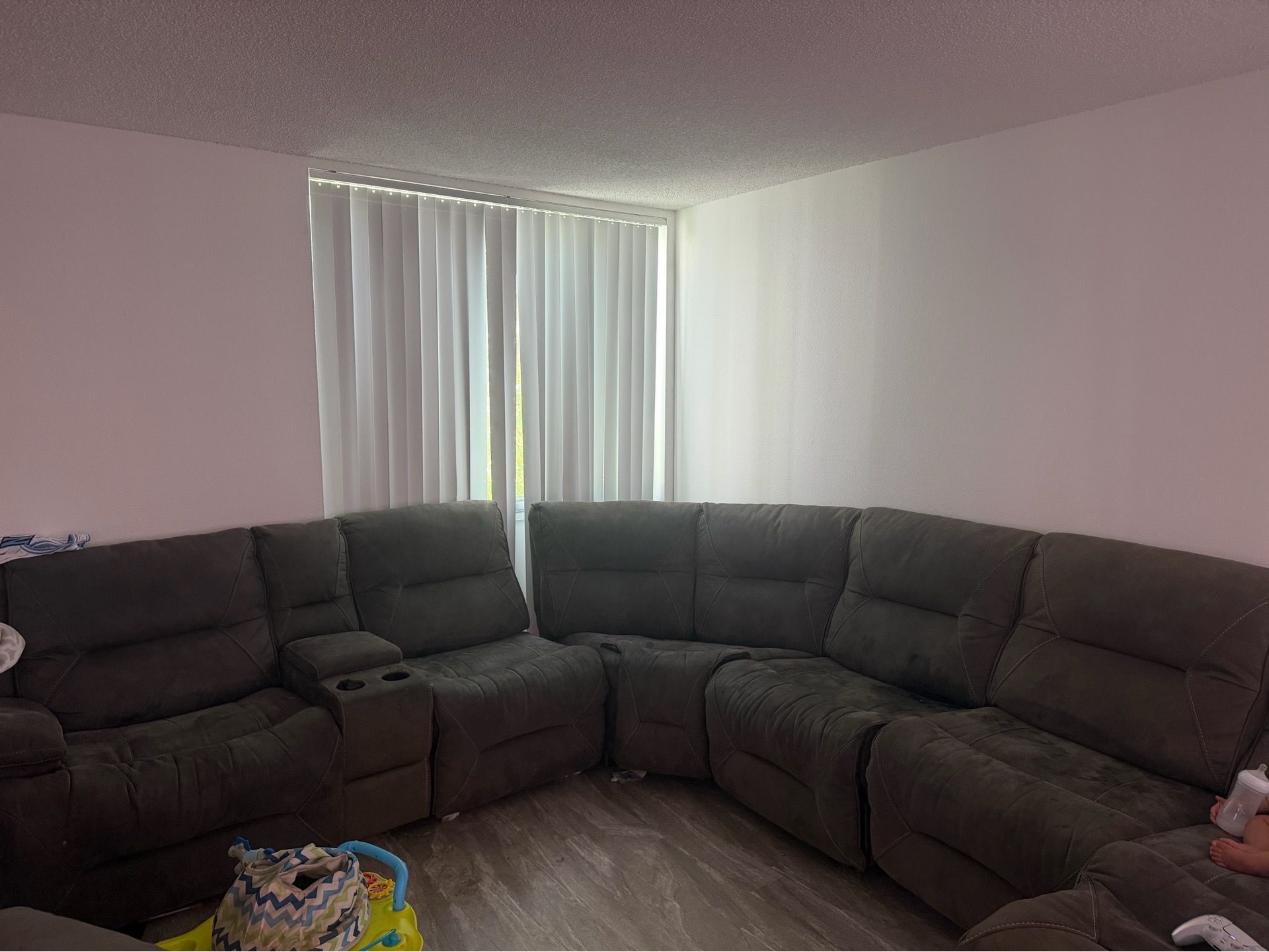 Sectional couch