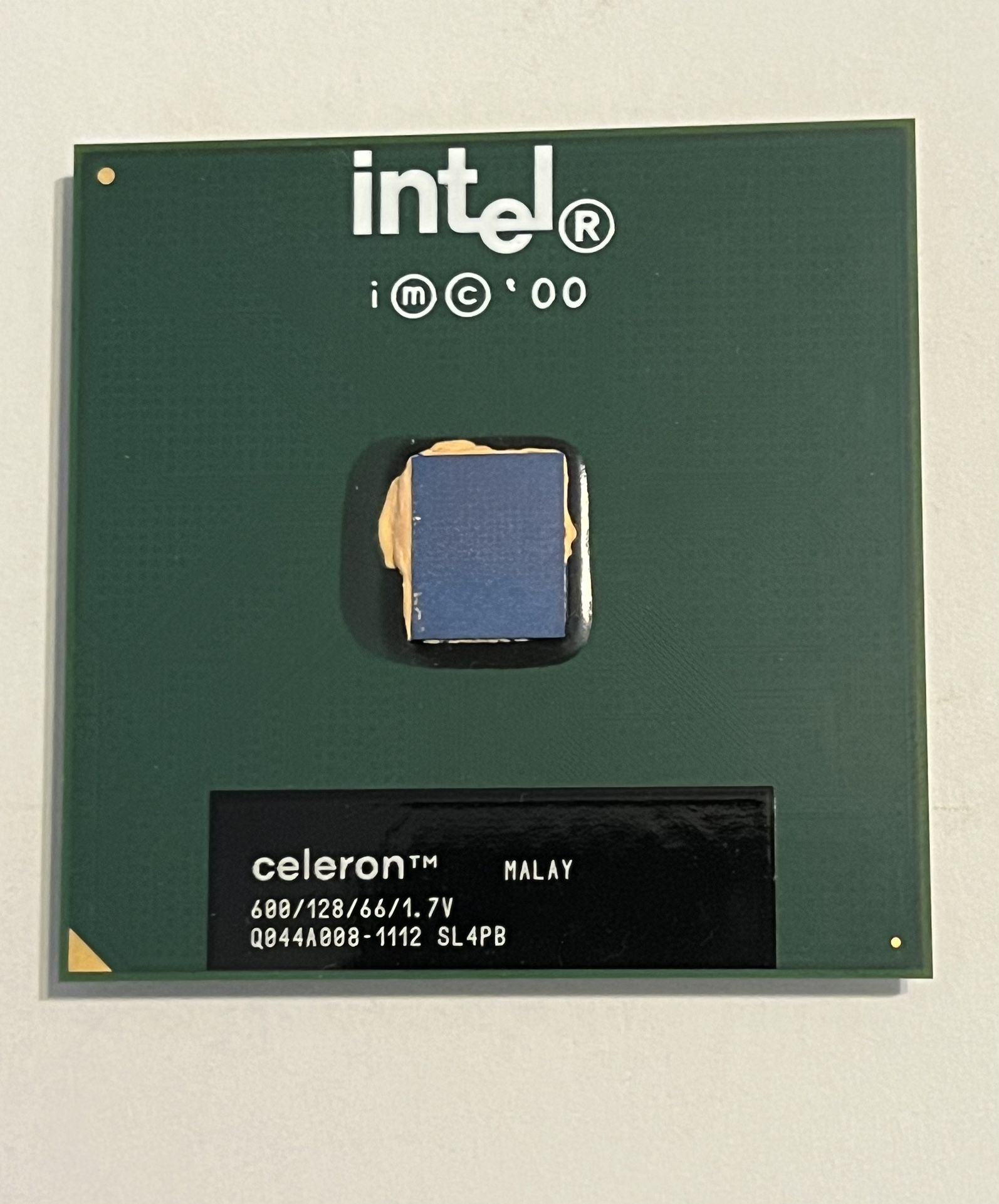 Vintage Intel SL4PB Celeron 600MHz /128/66 Socket 370 CPU Processor