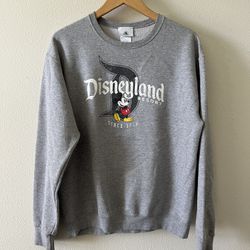 Disneyland Disney Parks gray classic Mickey Mouse sweatshirt size Medium