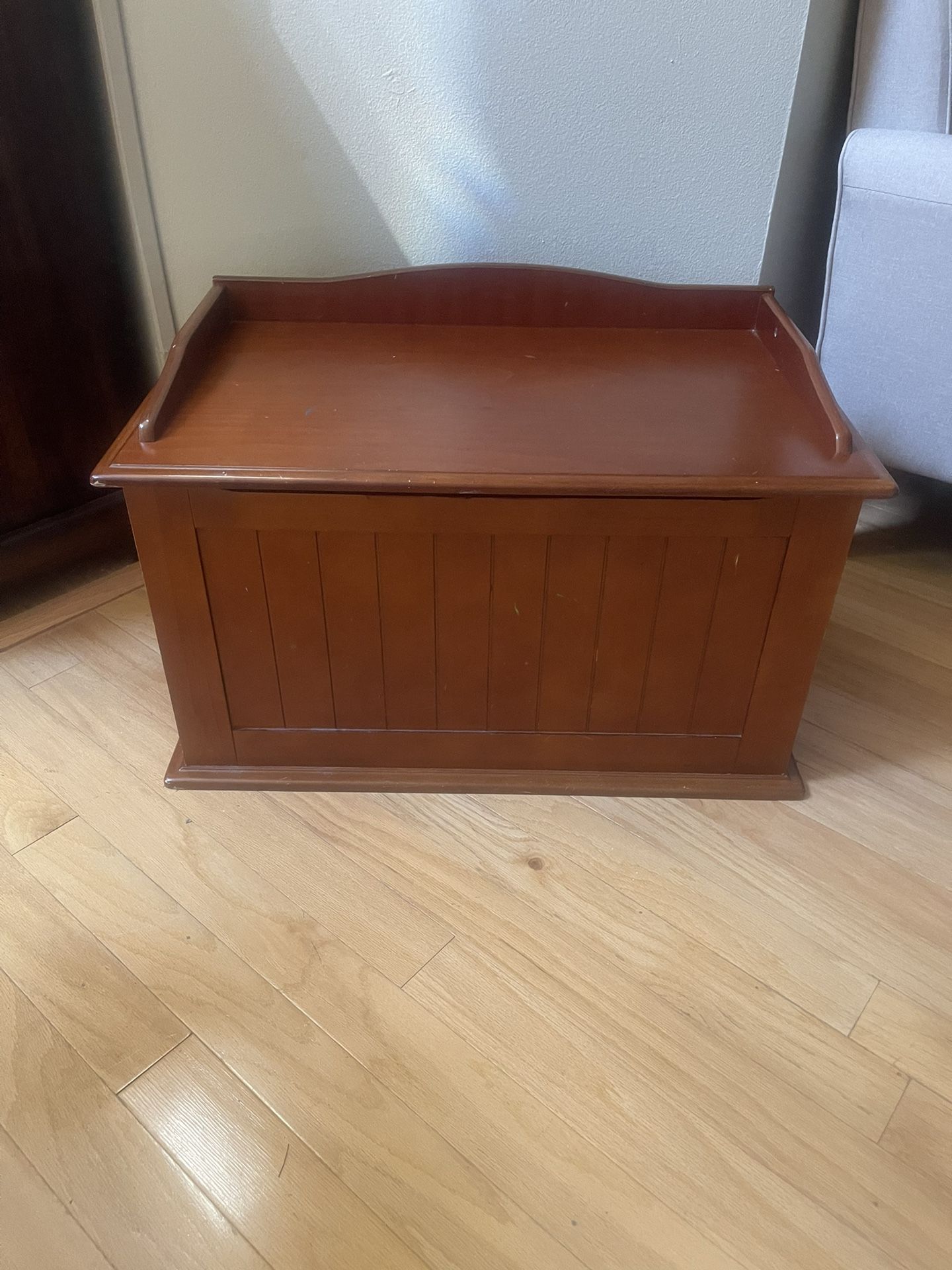 Heavy sold wood toy box. 29” wide, 18” tall, 17” deep 