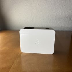 Apple Cinema Display 90W Power Adapter