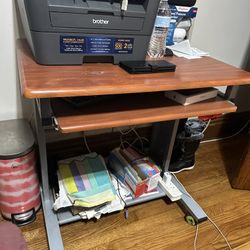Small Computer Desk