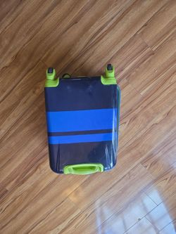 Kids Hard Shell Rolling Suitcase – Good Condition