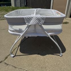 Twin Bassinet – Gently Used