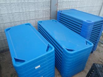 Raised Dog Beds - Trades Welcome 