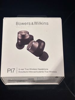 Bowers Wilkins P17 earbuds