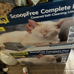 Electric Cat Litter Box. Comes With One Full Box Of Cristal’s 