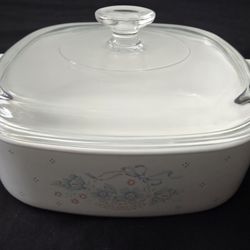Vintage Corning Ware A-2-B Country Cornflower 2-Liter  Casserole Dish - Lid