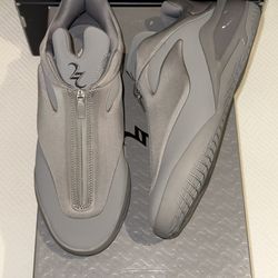 Converse Shai 001 - Ares Gray - Size 12M