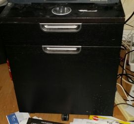 Ikea file cabinet with lock