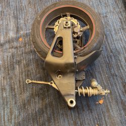 2007 R1 Swing Arm Assembly 