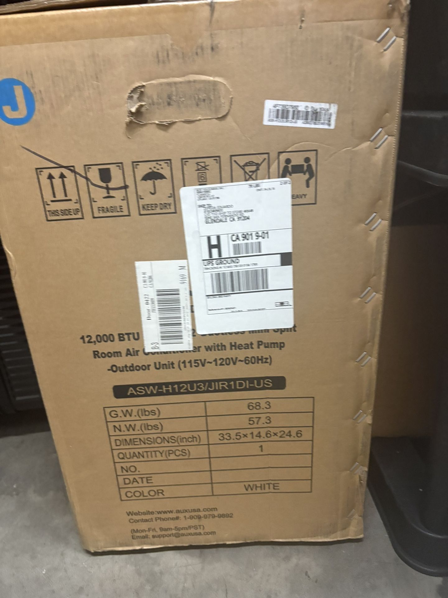 AC Unit. Mini Split .12000 BTU. New Open Box