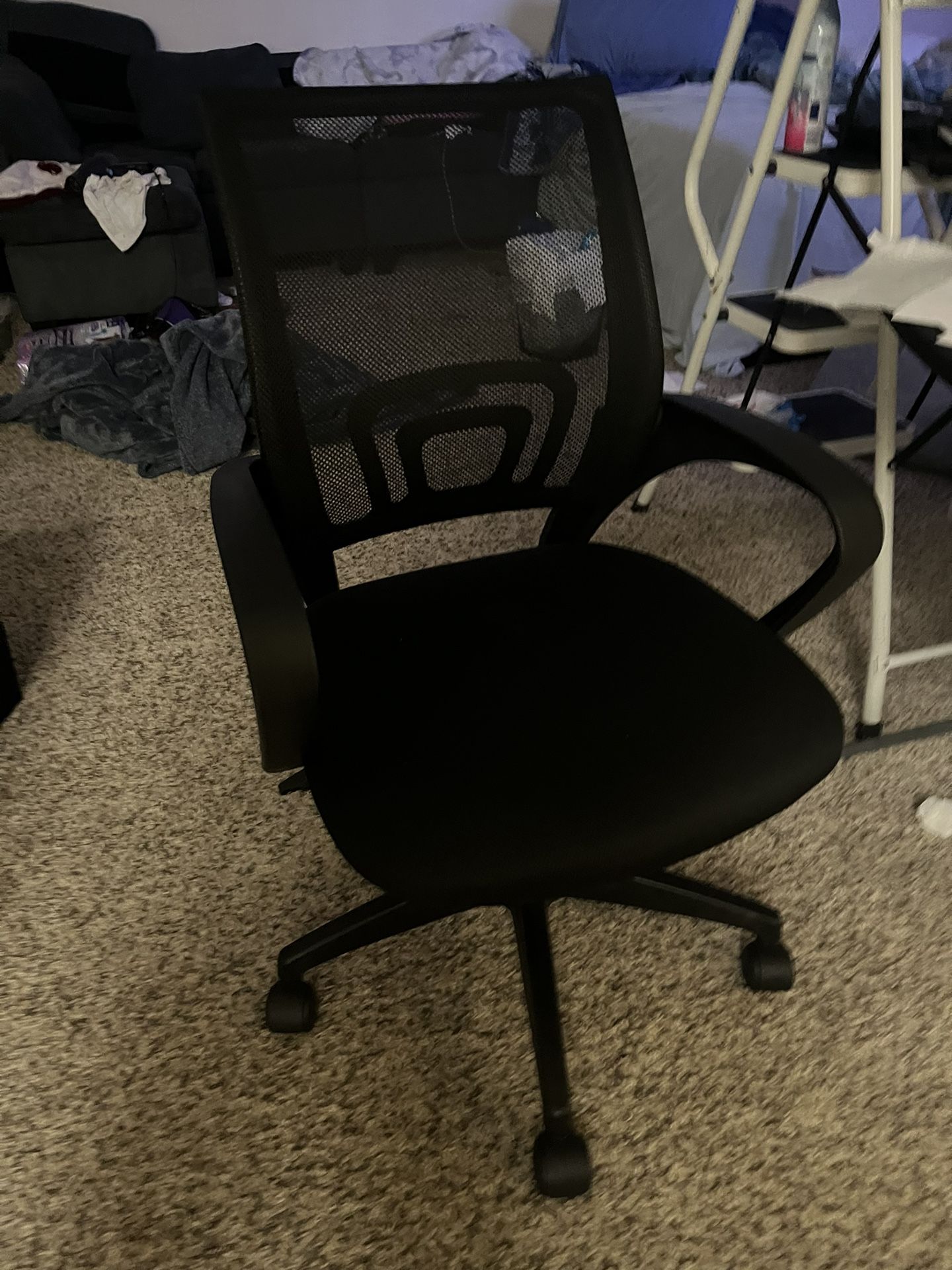 Desk Chair. $25
