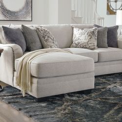 Dellara Chalk Sectional 