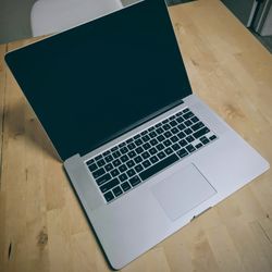 Mid 2015 MacBook Pro Retina 