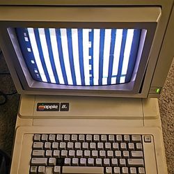 Apple 11e Computer 