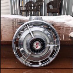 4 Classic 1963/1964 Chevrolet Chevy SS Belair Impala Hubcaps Wheel Cover Size 14 Inches 