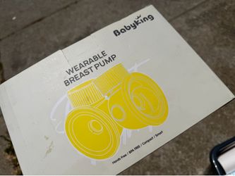 Free wearable breast pump