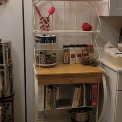 Baker's Shelves