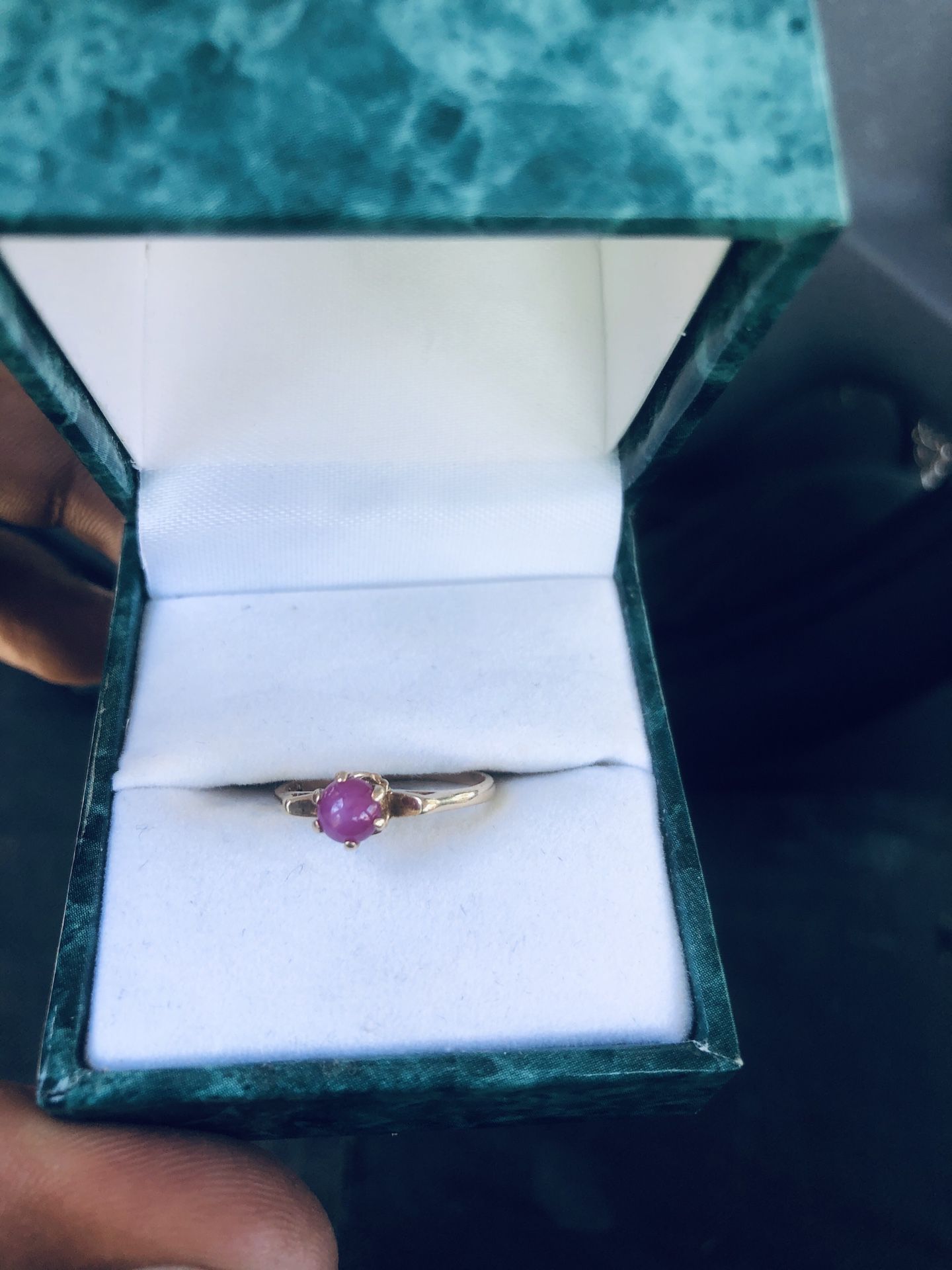 10K Pink sapphire women’s ring