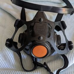 Honeywell North 7700-30L Half Face Respirator 