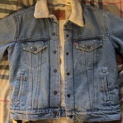 LEVI’S SHERPA JACKET