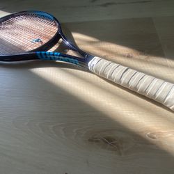 Wilson Ultra Tour V2