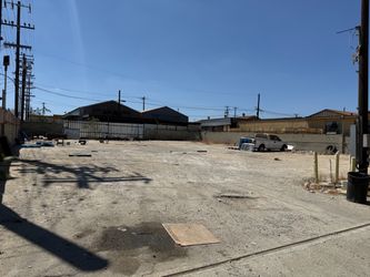 Yard for lease in city of Vernon