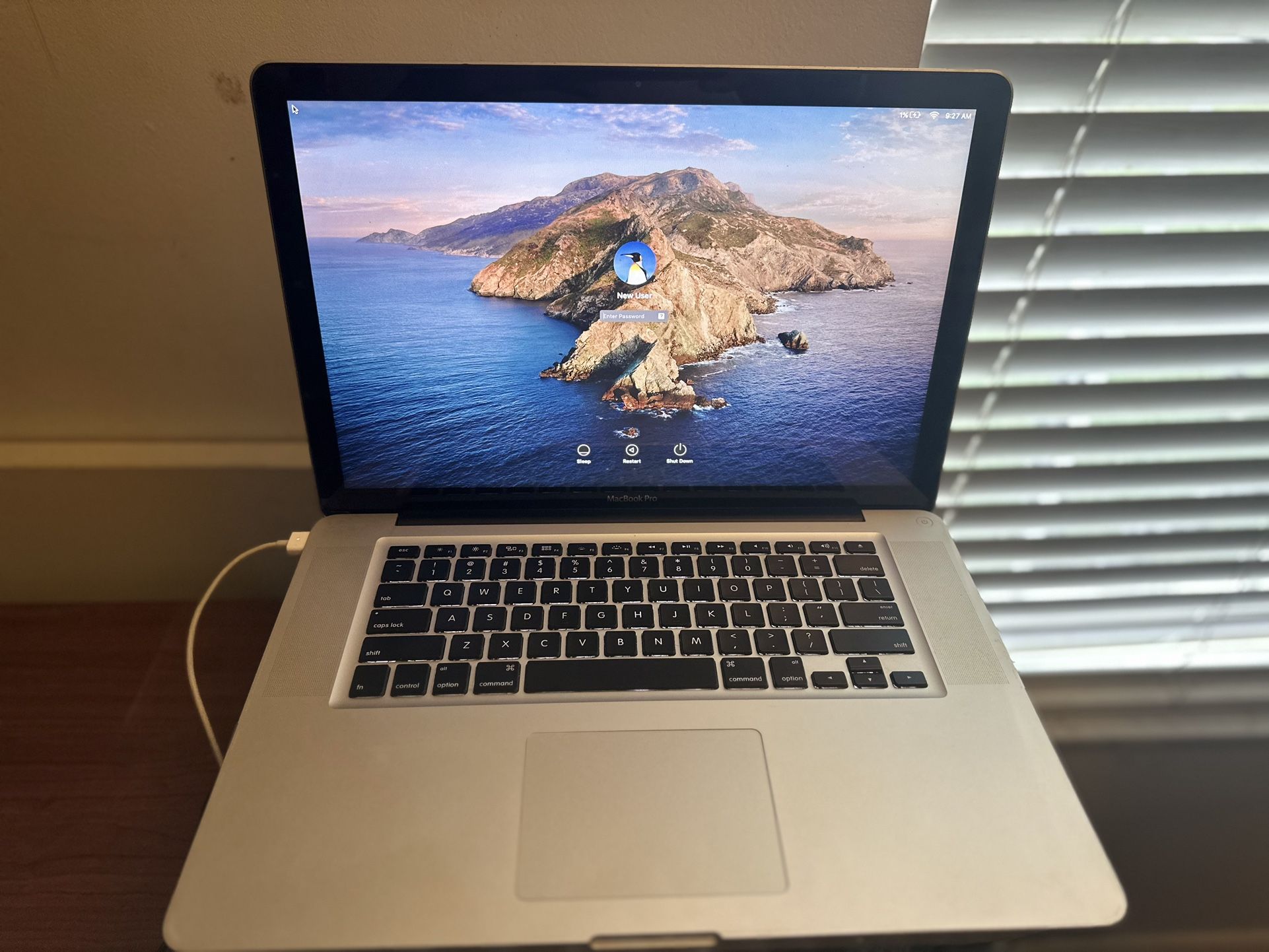 MacBook Pro 15 $220