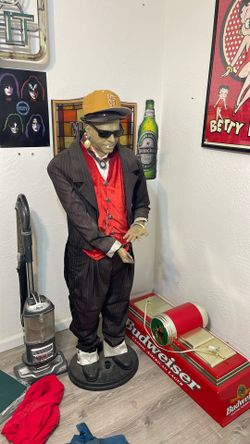 Halloween Statue