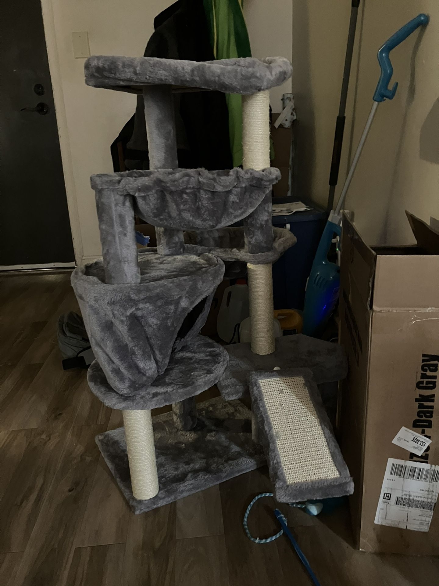 Cat Tree, Like New