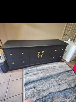Black Cobra TV stand/dresser