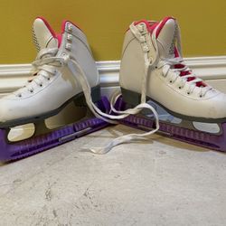Skates 