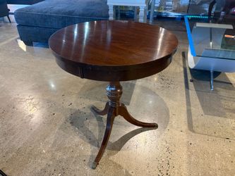 MERSMAN Regency Style Pedestal Table