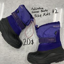 Snow Boots Size Kids 12 COLUMBIA BRAND . Pick Up Downtown La Near Union Station Six Minutes Away From Boyle Heights.