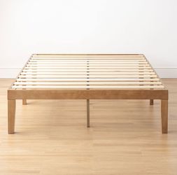 Queen platform wood frame and mattress