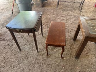 3 Tables Free