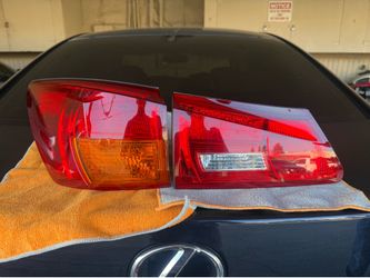 2006-2013 Lexus Is Tail Lights