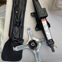 Ford Escape Spare Tire Jack And Hardware