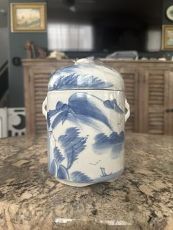 Vintage 1940’s Chinese Tea Caddy