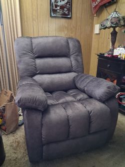 New black microfiber recliner