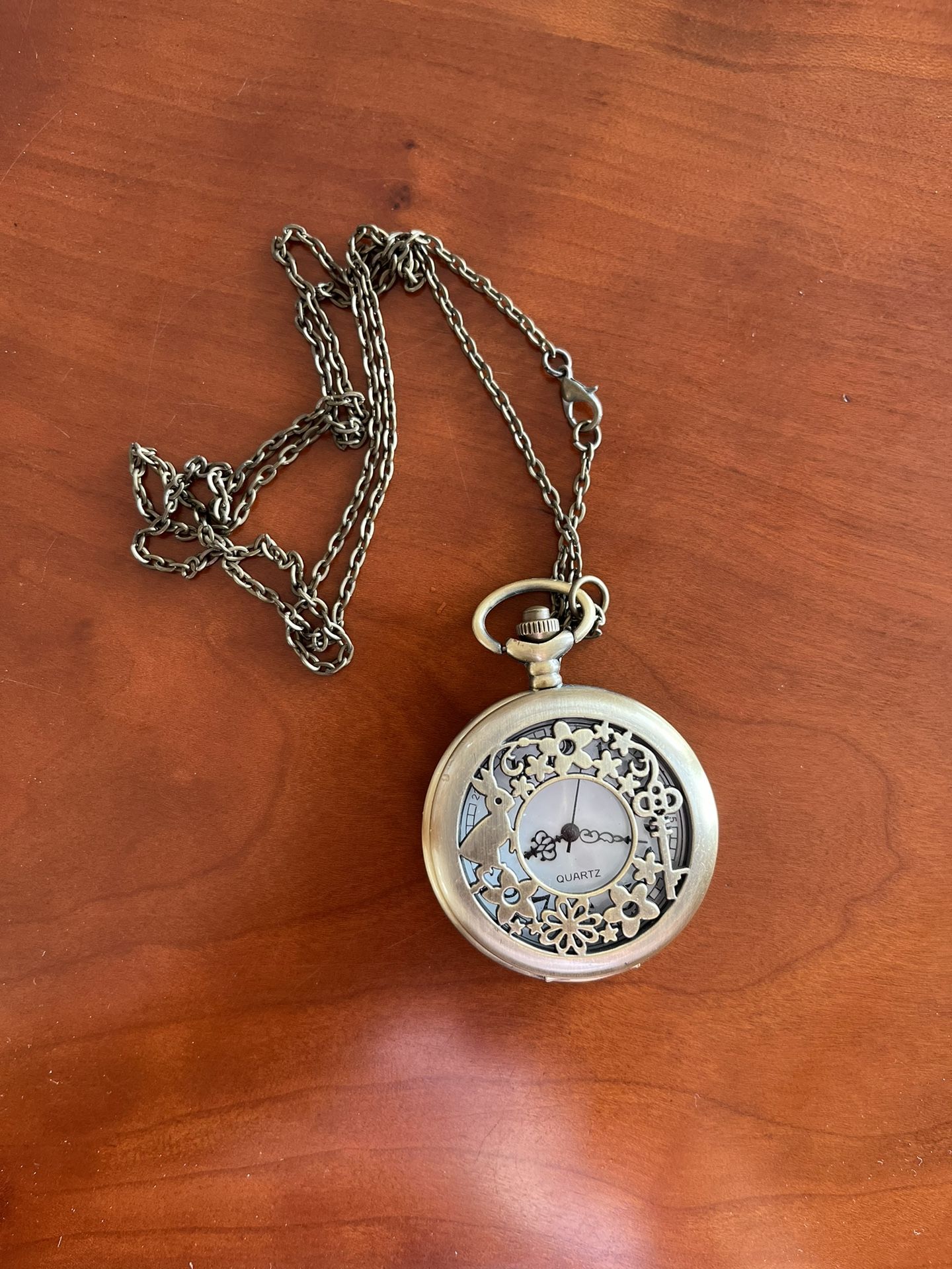 Vintage-Style Pocket Watch Necklace