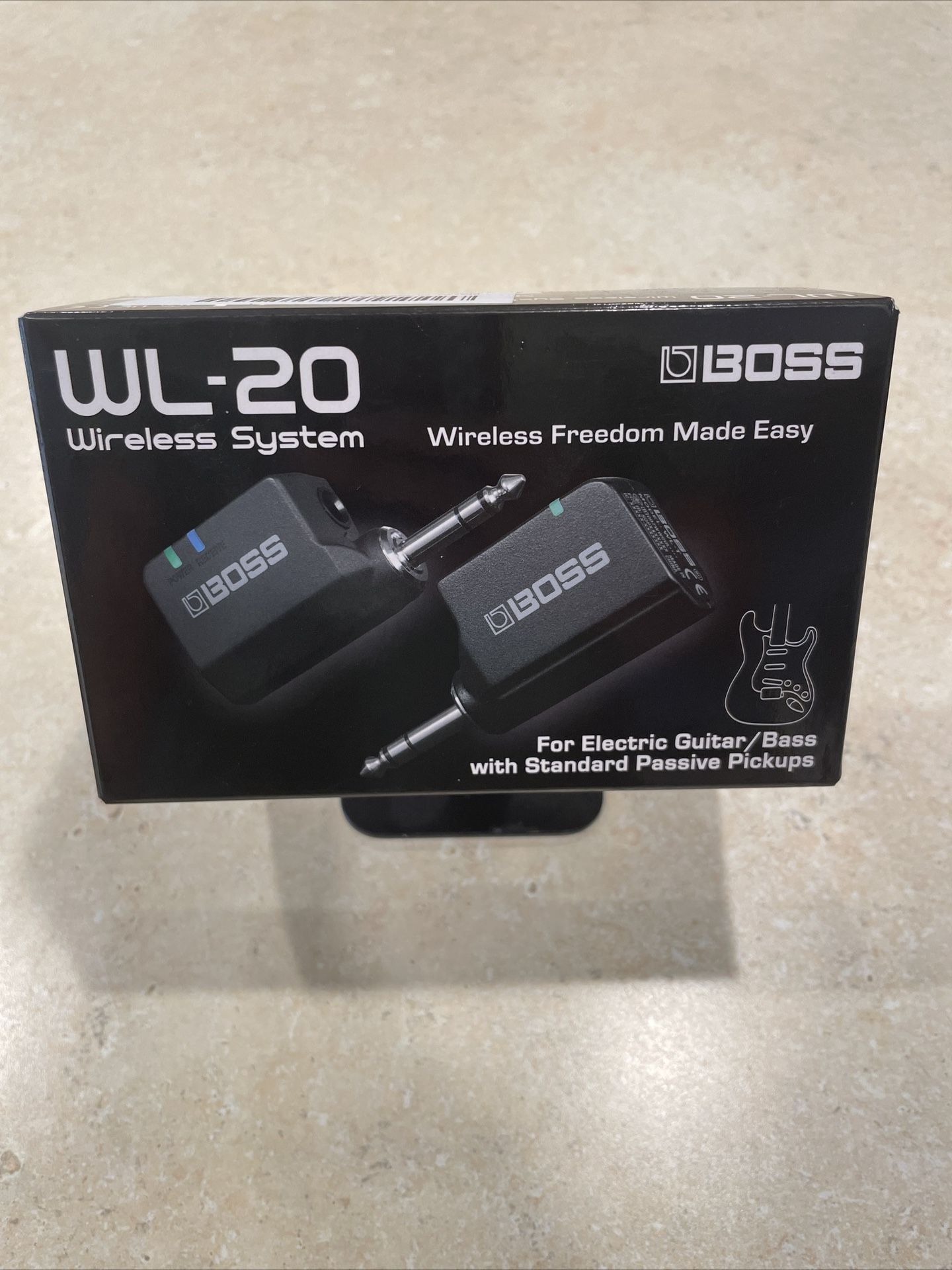 Boss WL-20 Digital Wireless Guitar System with Cable Tone Simulation