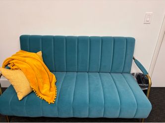 Love seat