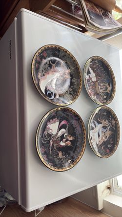 Kingdom of Thailand collector plates