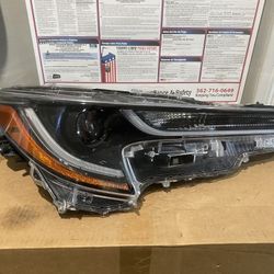2020-2023 Toyota Corolla LE Right Headlight 