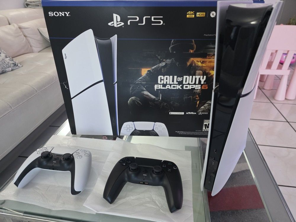 PLAYSTATION 5 DIGITAL + 2 MANDOS Y SUS CABLES